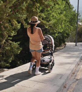 Stroller safety: keeping your baby cool on hot summer days
